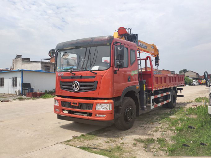 程力吊機(jī)8噸東風(fēng)特商T702隨車吊