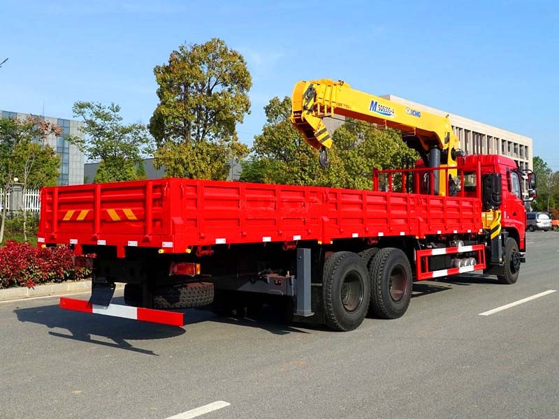 東風暢行后八輪徐工12噸隨車吊多少錢一輛？