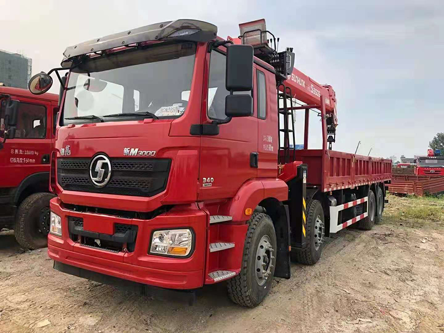 國(guó)六上線在即 陜汽德龍隨車吊低價(jià)出售